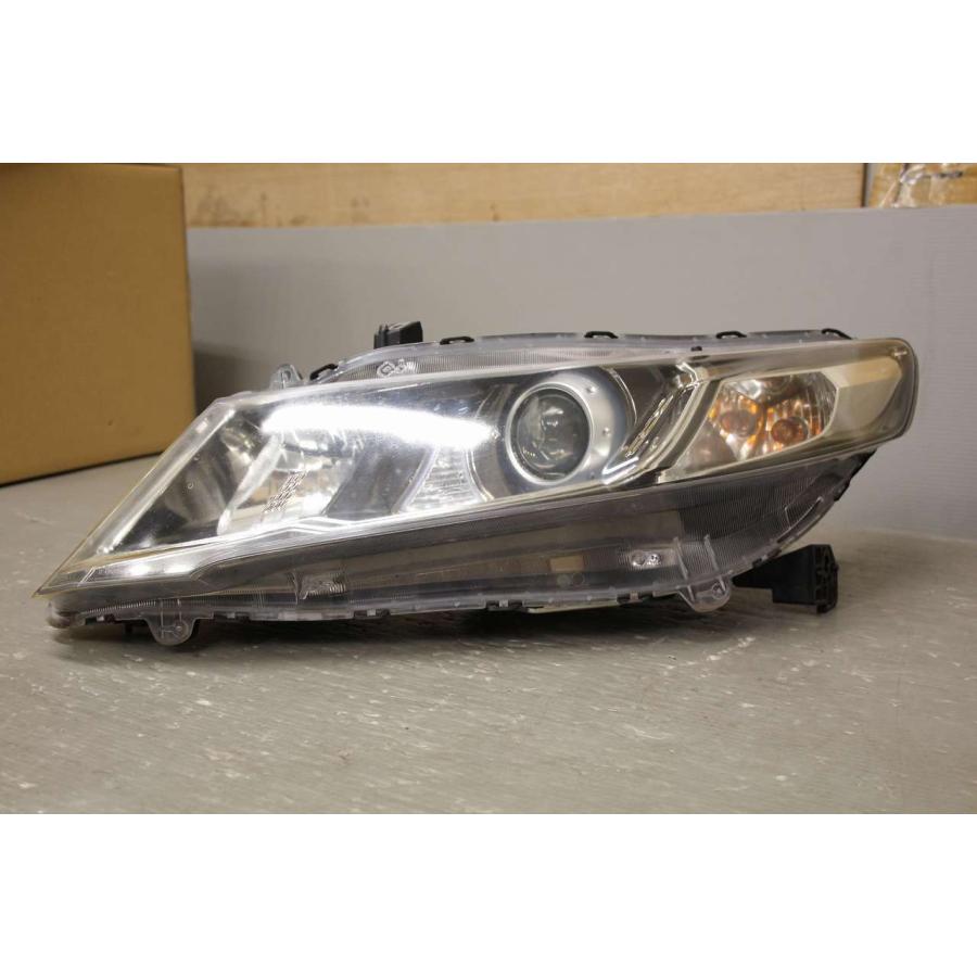 オデッセイ（ODYSSEY） ホンダ (RB3 RB4) 純正 左 HID ヘッドライト