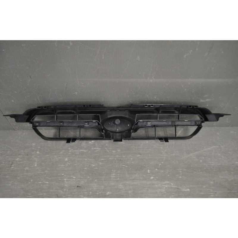 レガシィ 2.0R A型 前期 (BP5 BL5) 純正 破損無 取付OK フロントグリル