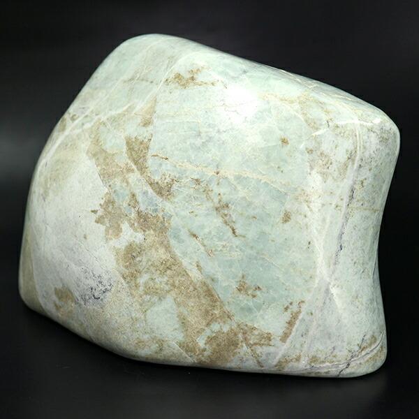 糸魚川翡翠 原石 国産 1695g 翡翠 誕生石 5月 天然石 パワーストーン