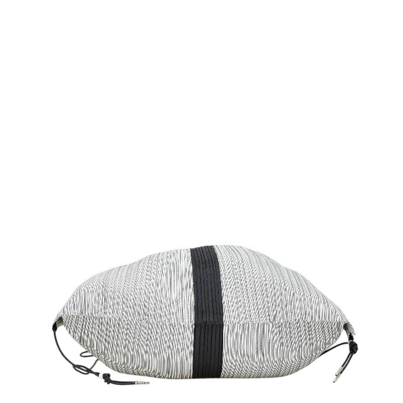 ISSEY MIYAKE（イッセイミヤケ） プリーツ 巾着 リュック バックパック