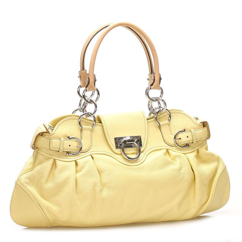 サルヴァトーレフェラガモ ガンチーニ ショルダーバッグ AB-21 8402