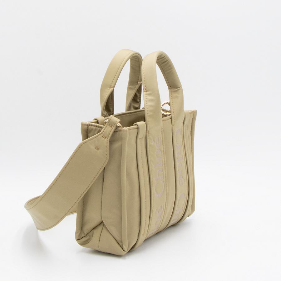 Chloe（クロエ） スモールトートバッグ(2WAY仕様) WOODY ウッディー