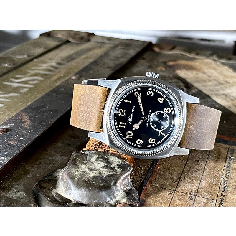 M.R.M.W. モントルロロイ ミリタリーウォッチ Big turtle ビッグ