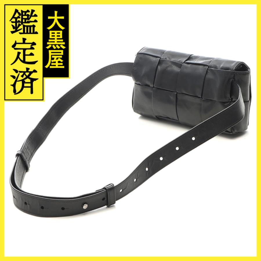 BOTTEGA VENETA（ボッテガ・ヴェネタ） ボディバッグ カセット