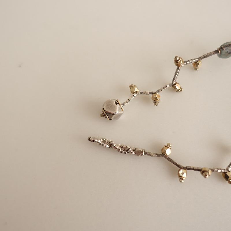 サムロ samlo *フラワーモチーフ ビーズブレスレット*銀シルバー