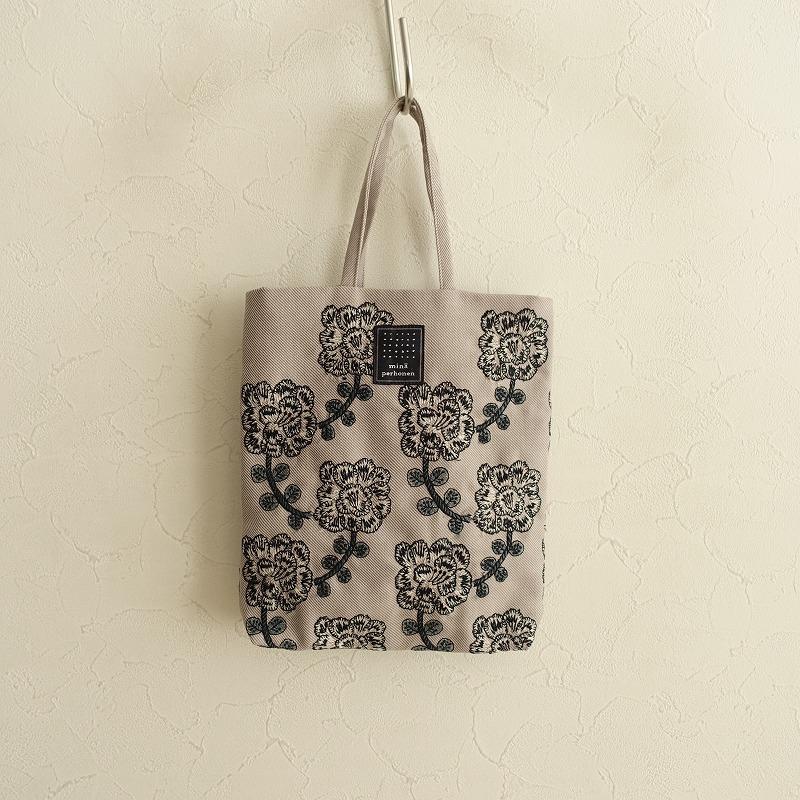 mina perhonen（ミナペルホネン） *toast bag yula toast bag トースト
