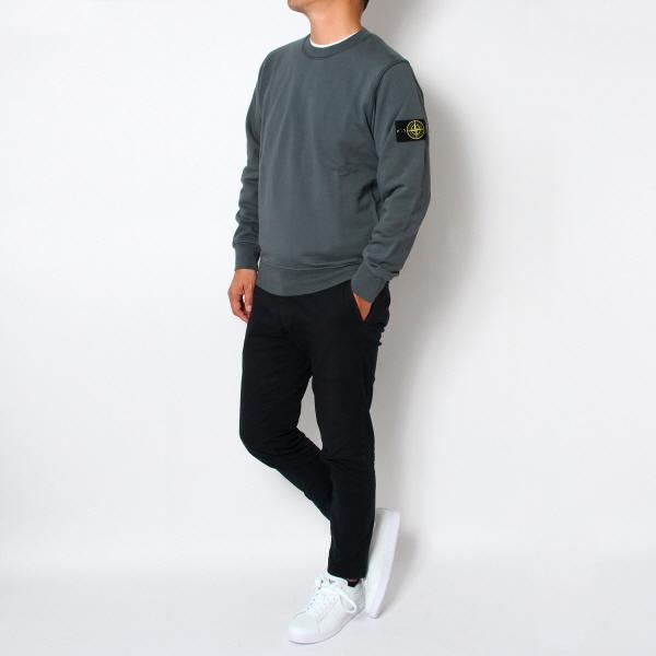 STONE ISLAND（ストーン アイランド） ワッペン付き スエット