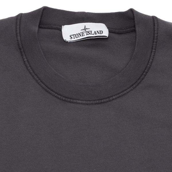 STONE ISLAND（ストーン アイランド） 25SSモデル バッジワッペン付き
