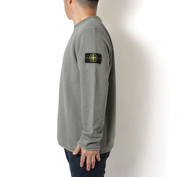 STONE ISLAND（ストーン アイランド） 25AWモデル バッジワッペン付き
