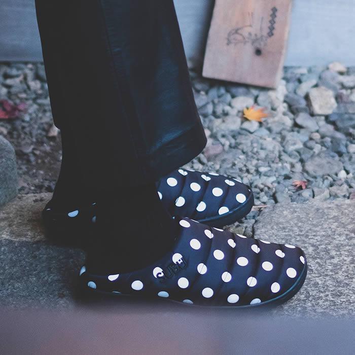 SUBU（スブ） 冬サンダル 2025年モデル 消臭剤付き : イーレンズ