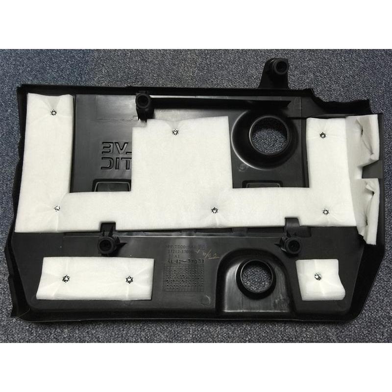 トヨタ純正 80系VOXY・NOAH ESQUIRE用 エンジンカバー ZRR80 ZWR80 H26