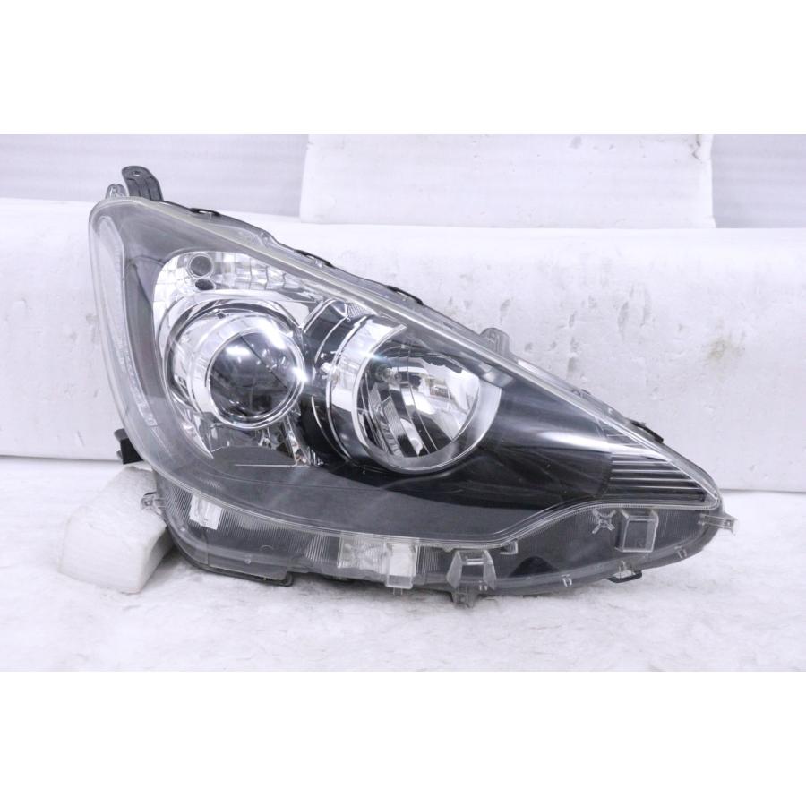 アクア 23-2463☆前期 LED NHP10 アクア☆右ヘッドライト KOITO 52-247