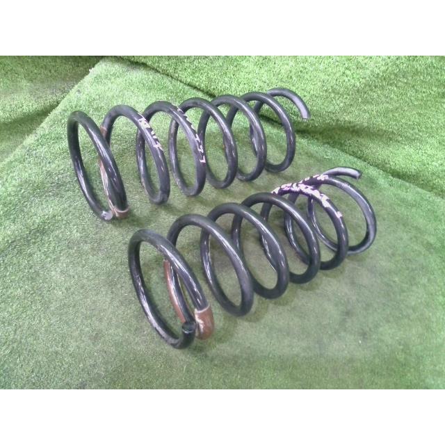 ルーミー DBA-M900A M910 S リア スプリング セット カスタムG-T 1KR