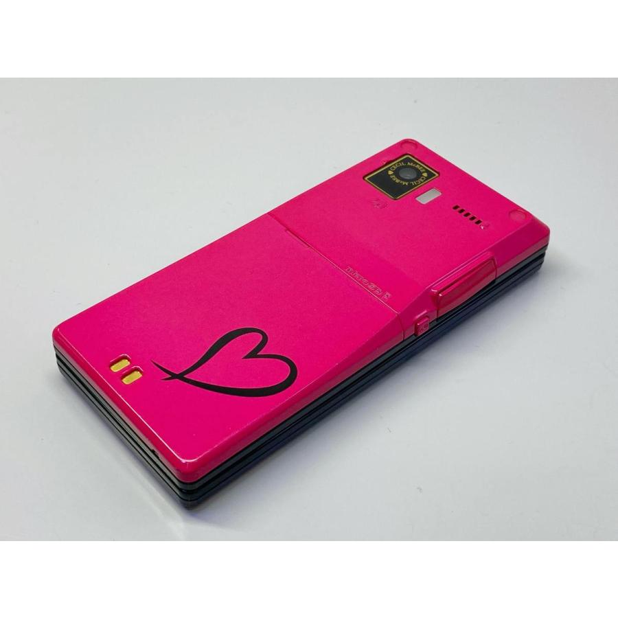 富士通（FUJITSU） docomo F-04C 小悪魔PINK ピンク 白ロム スライド