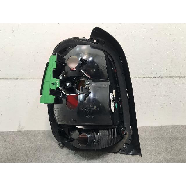 MINI/ミニ F55/F56 純正 右テールランプ/ライト/レンズ 03.526.00