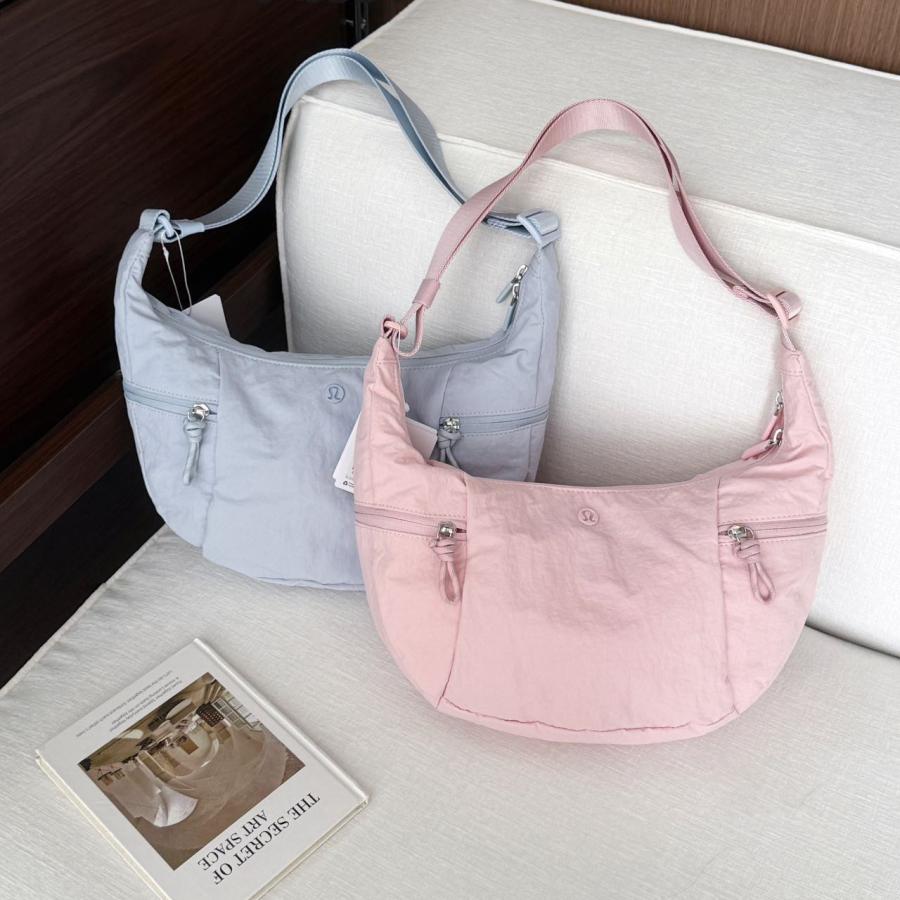 lululemon（ルルレモン） ボディバッグ ショルダーバッグ バッグ 斜め