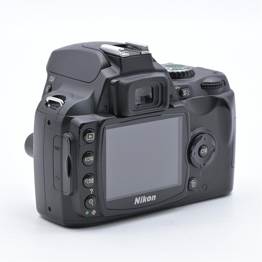 Nikon ニコン D40 レンズキット ブラック : フラッグシップカメラ