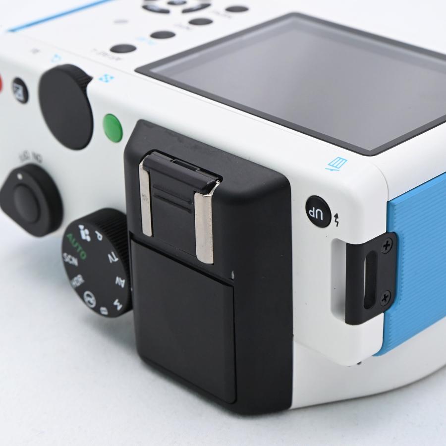 ペンタックス PENTAX K-01 ボディ ホワイト×ブルー : フラッグシップ