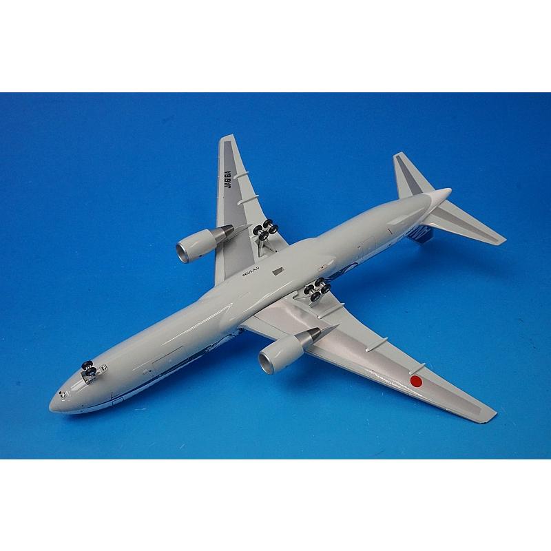 1/200 B767-300ER ANA 鬼滅の刃じぇっと壱 WiFiレドーム・ギアつき