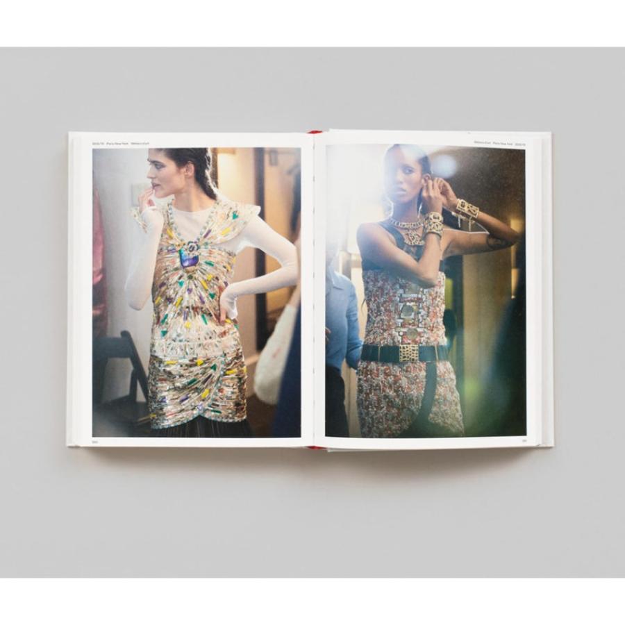 Benoit Peverelli: CHANEL−Fittings and Backstage シャネル : 銀座