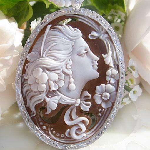 CAMEO（カメオ） Ciro Gaglione作 シェルカメオ 天然ダイヤモンド 0.04