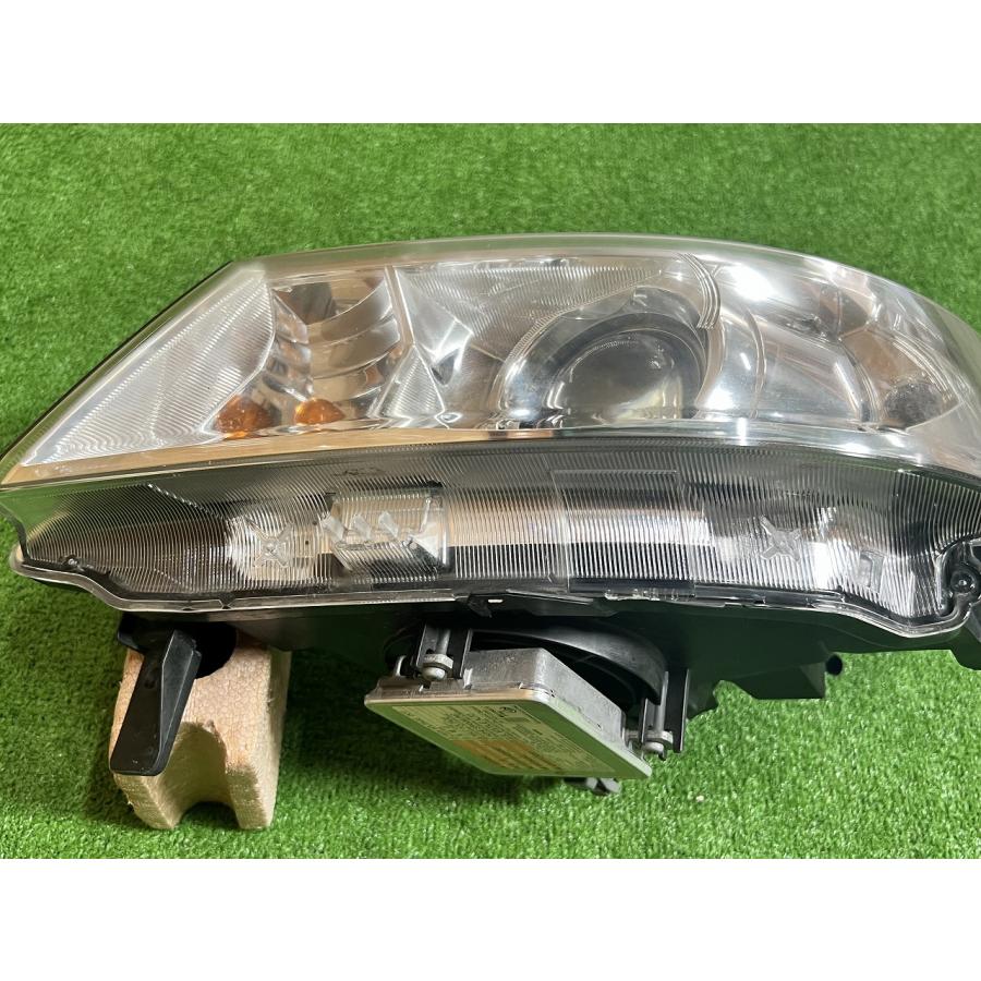 スズキ☆ワゴンR スティングレー MH23S 純正 左 ヘッドライト KOITO