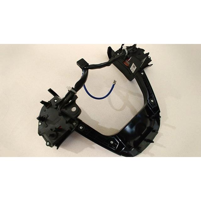 トヨタ（TOYOTA） トヨタ純正 ステアリングスイッチ (音声認識・ハンズ