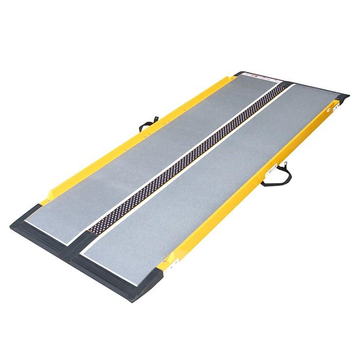 車いす用スロープ 段ない・ス68 650 628-110 シコク 長さ65cm メーカー