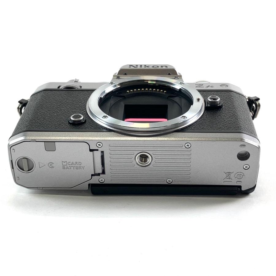 ニコン Nikon Z fc ボディ シルバー デジタル ミラーレス 一眼カメラ