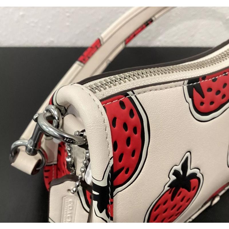 COACH（コーチ） バッグ ショルダーバッグ レディース 新作セール