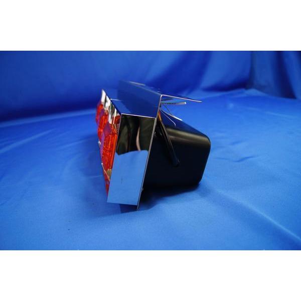 ジェットイノウエ 角型3連フラッシュテールランプ 小型リレー付き