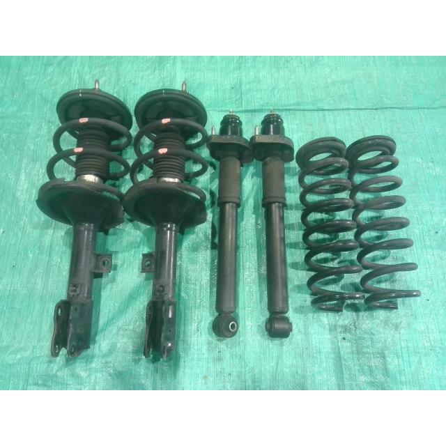 ミツビシ CV5W デリカD5 純正 ストラット サスペンション サス