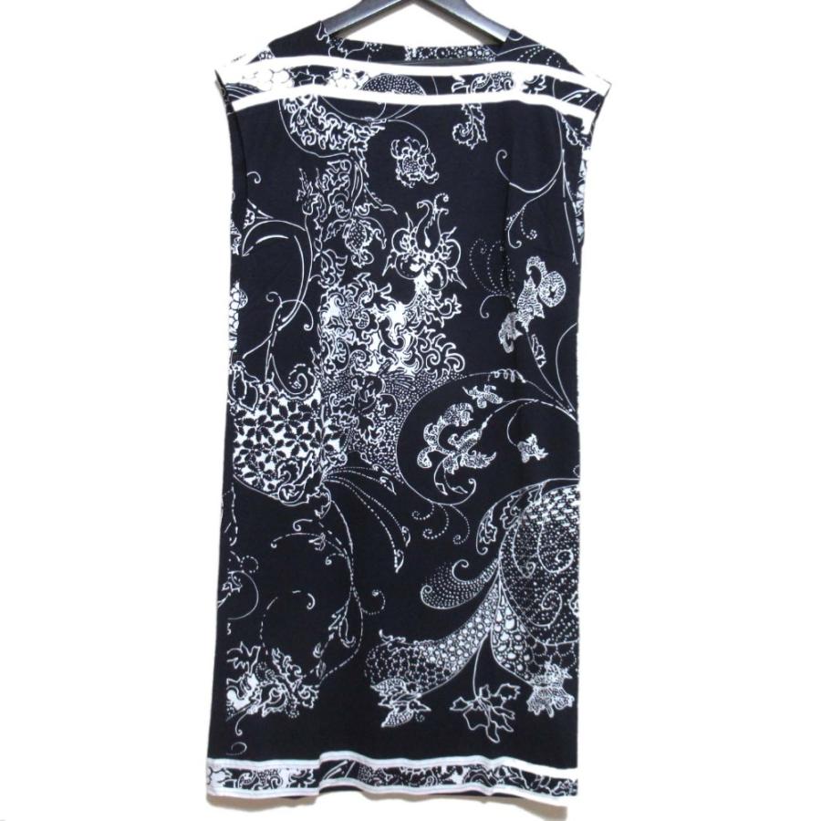 LEONARD（レオナール） 美品 クリーニング済 総柄 フレンチスリーブ