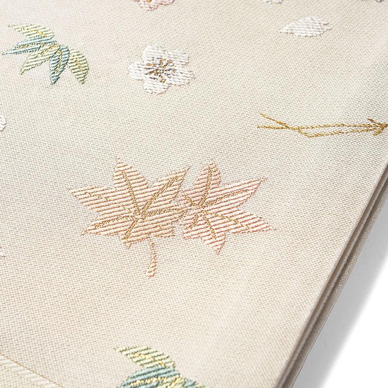 京袋帯 吹き寄せ アイボリー オフ白 紅葉 桜 松葉 笹 花 伝統文様