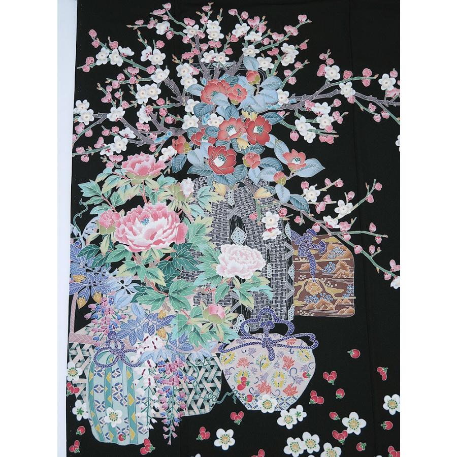 □【中古】美品 本場加賀友禅 魚津誠 作 黒留袖 三つ柏 ハギレなし