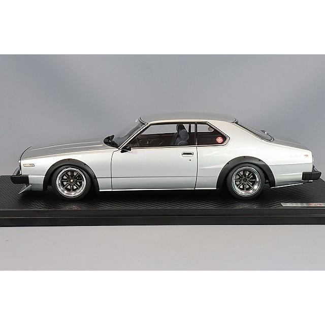イグニッションモデル 1/18 日産 スカイライン 2000 GT-ES (C210