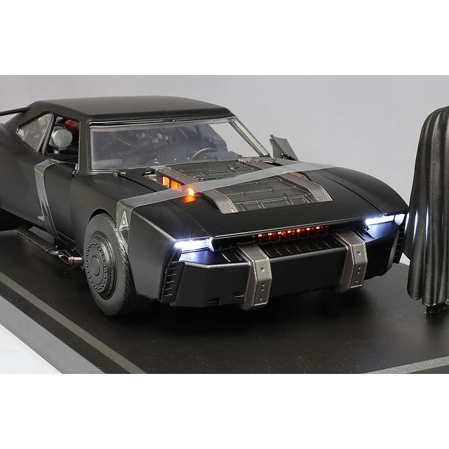 JADA 1/18 バットモービル バットマンフィギュア付 