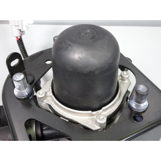 ハイエース CBF-TRH200V エアポンプ 1E7 17610-0C010 5型 1TR-FE