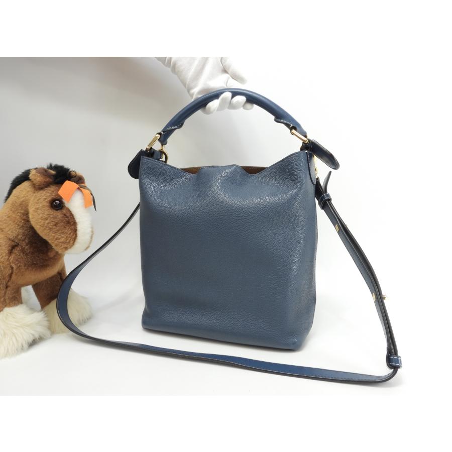 LOEWE（ロエベ） 2wayハンドバッグ Tバケットスモール レザー青