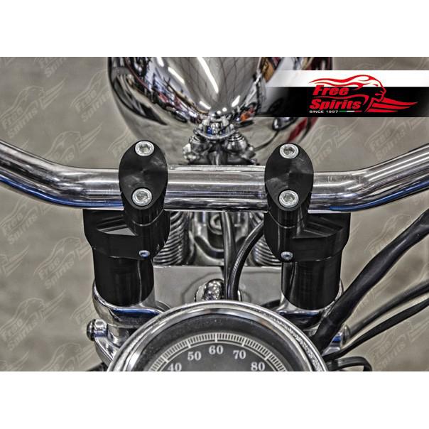 Free Spirits スプリンガー FXSTS用ユニバーサル・ラバーマウント