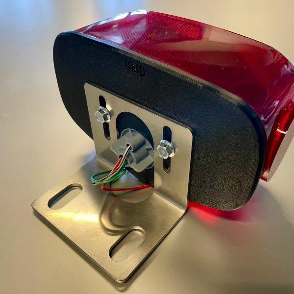 NO-002 NO:002 KMD横浜 テールランプユニット スズキ GS400用 説明書付