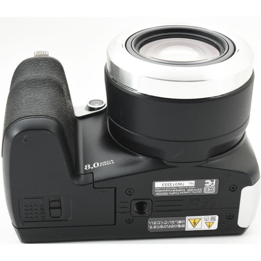 FinePix デジタルカメラ フジフイルム コンデジ FUJIFILM S8000fd 中古