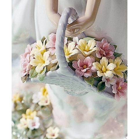 LLADRO（リヤドロ） フラワーガーデン 少女 花 置物 01006447 LLADRO