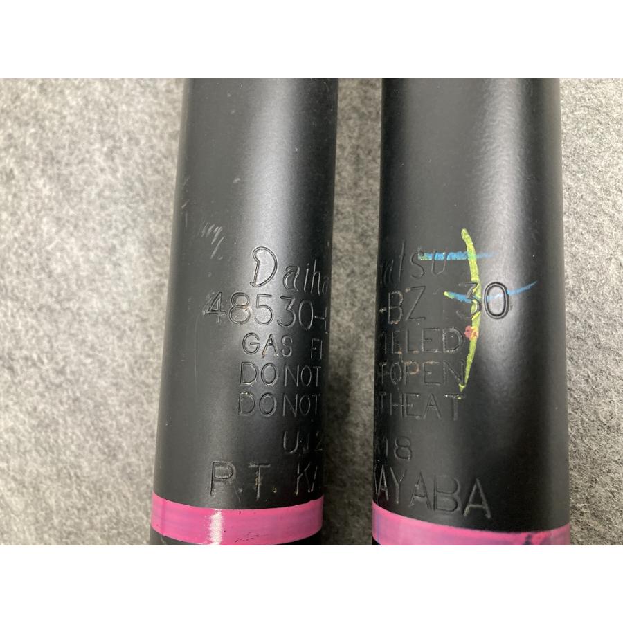 新車外し トヨタ S413U タウンエーストラック 4WD 純正 リア ショック