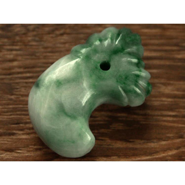 糸魚川翡翠異形勾玉 M07229 翠雅 作 43mm*25mm*14mm 糸魚川産 ヒスイ製