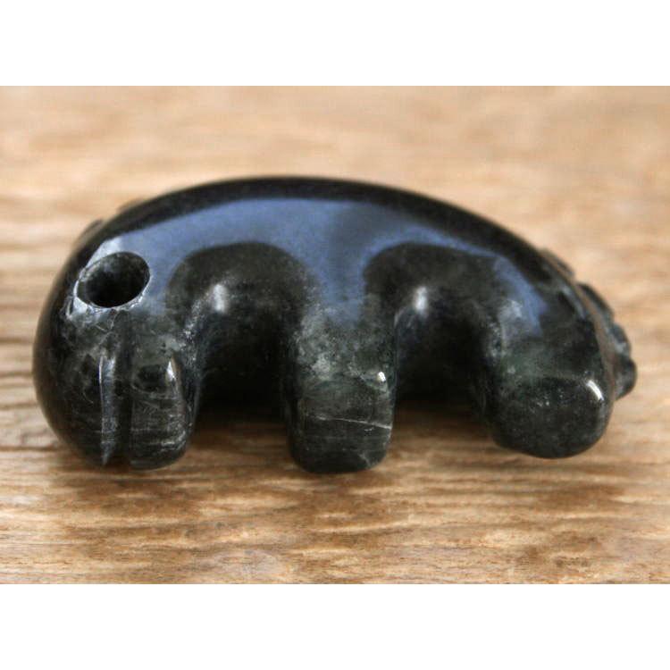 糸魚川黒翡翠獣形勾玉 M07301 豊翠 作 40mm*25mm*12mm 糸魚川 ひすい