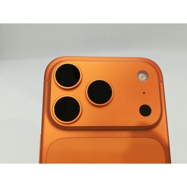 中古】Apple 国内版 【SIMフリー】 iPhone 17 Pro 256GB コズミック