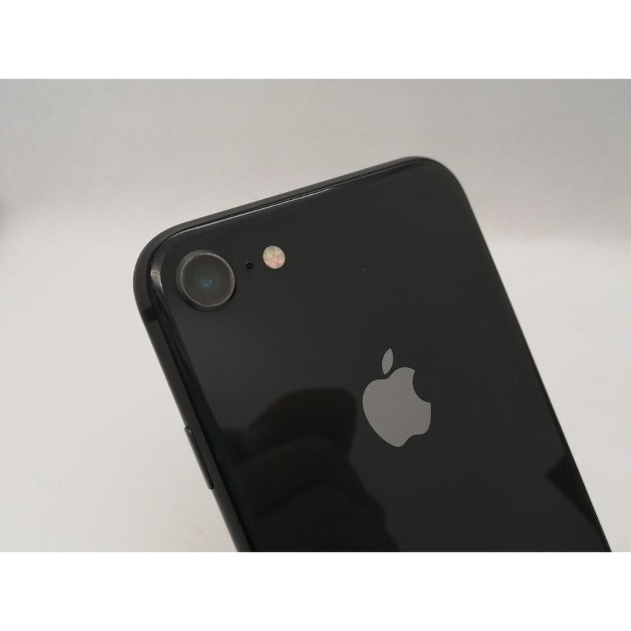 中古】Apple au 【SIMロック解除済み】 iPhone 8 64GB スペースグレイ