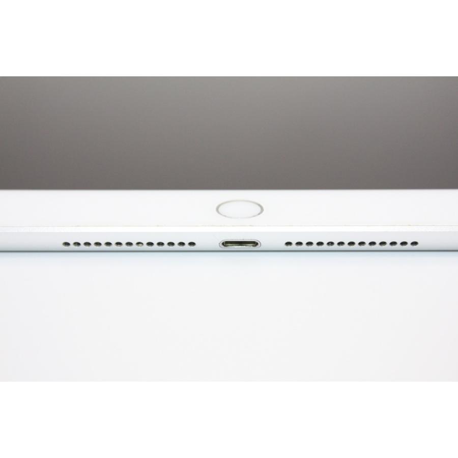 iPad 第6世代 32GB Wi-Fi+Cellularモデル Silver SIMフリー Bランク