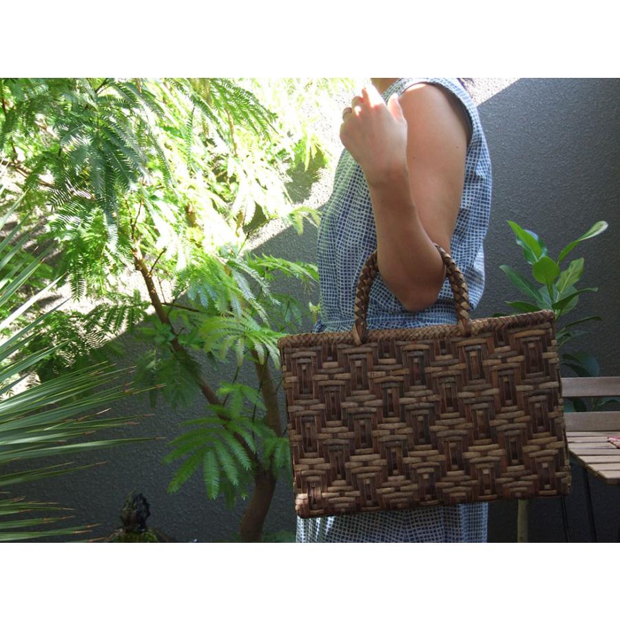 純国産 胡桃かごバッグ 亀甲編み 表裏 : おまめ - 通販 - Yahoo